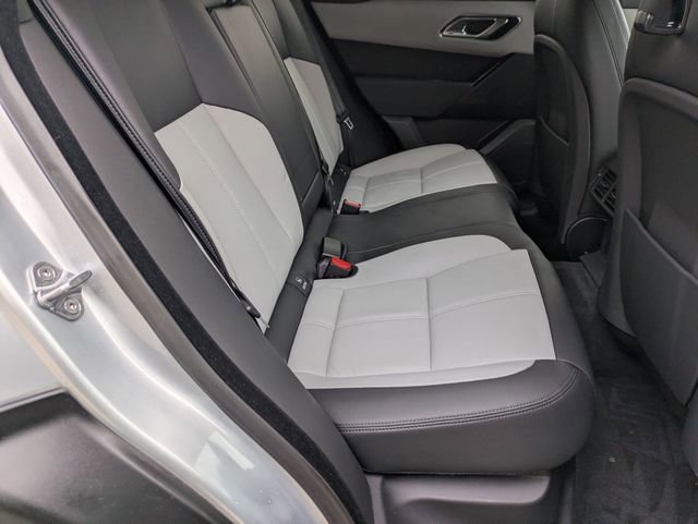 Used 2024 Land Rover Range Rover Velar Dynamic SE image 17