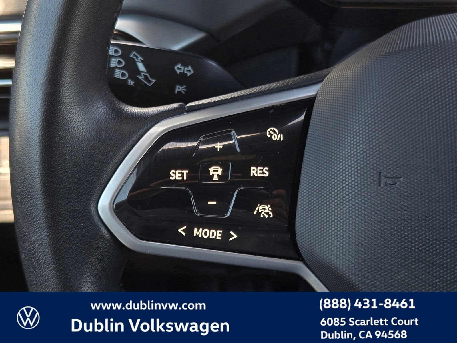 Used 2023 Volkswagen ID.4 Pro RWD image 19