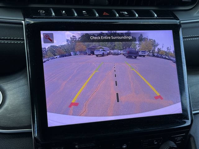 Used 2025 Jeep Grand Cherokee Limited w/ Trailer Tow Package AWD/4WD image 25