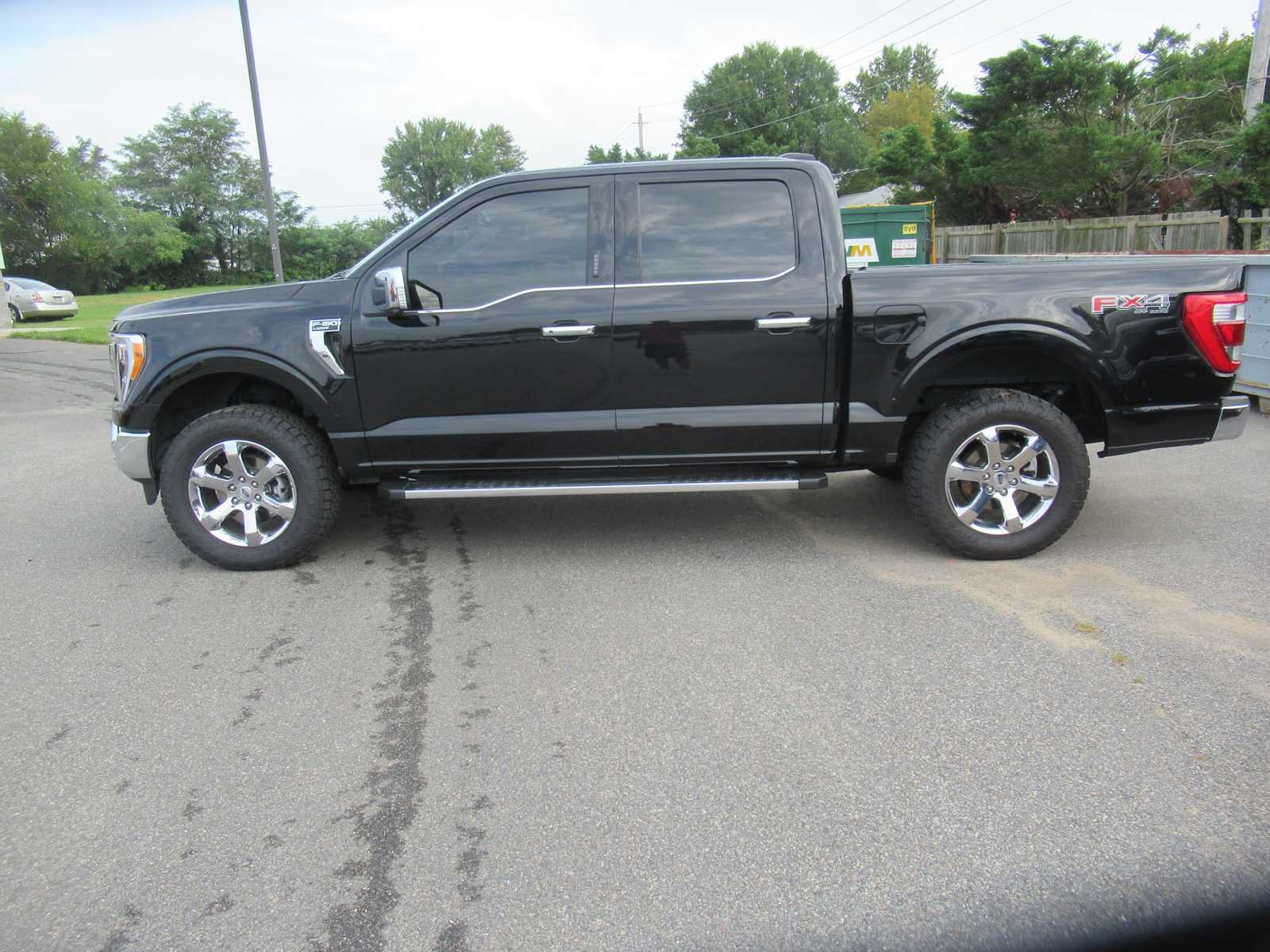Used 2023 Ford F150 Lariat w/ Trailer Tow Package AWD/4WD image 8