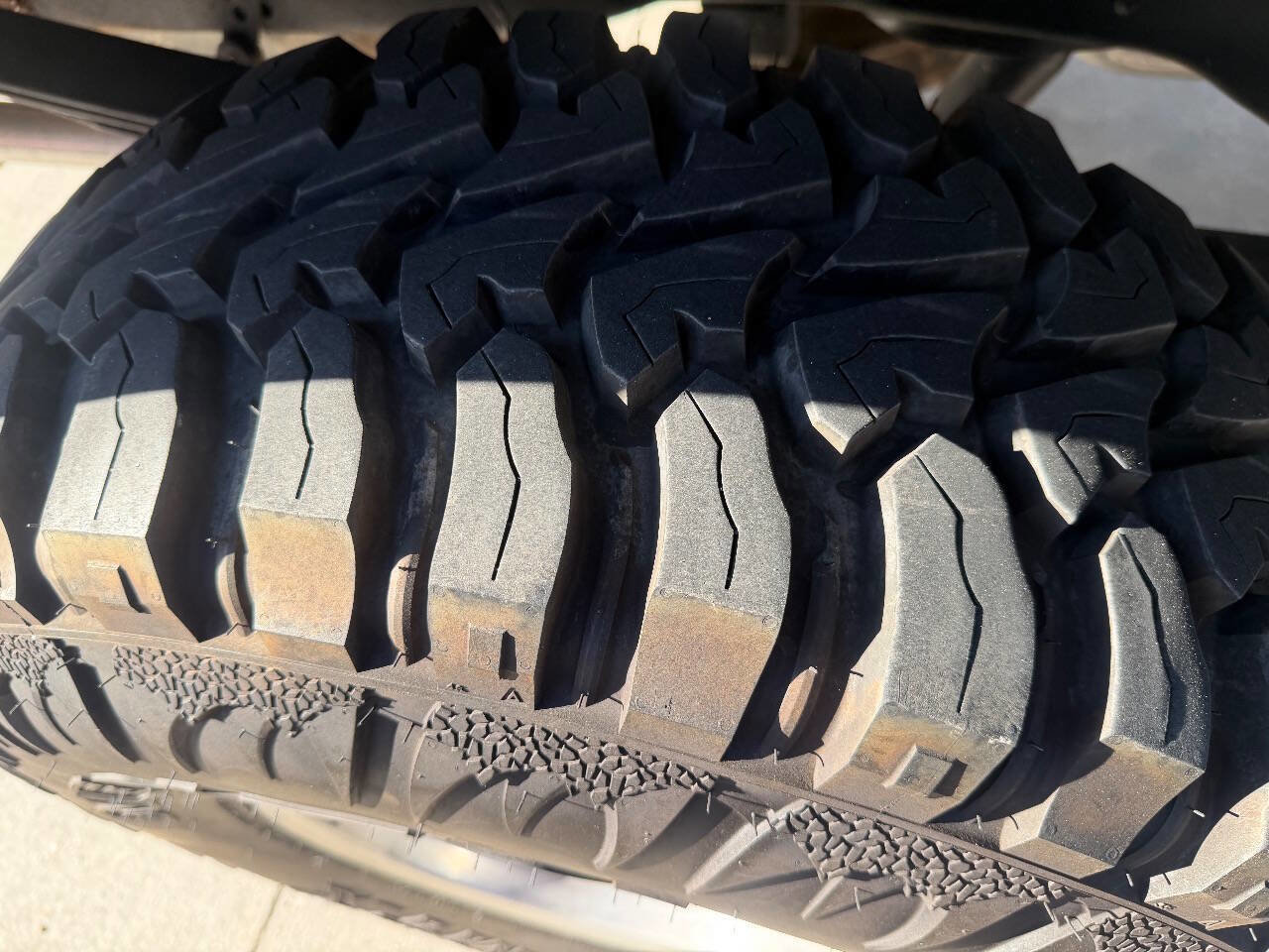 Used 1995 Ford Bronco XLT image 19