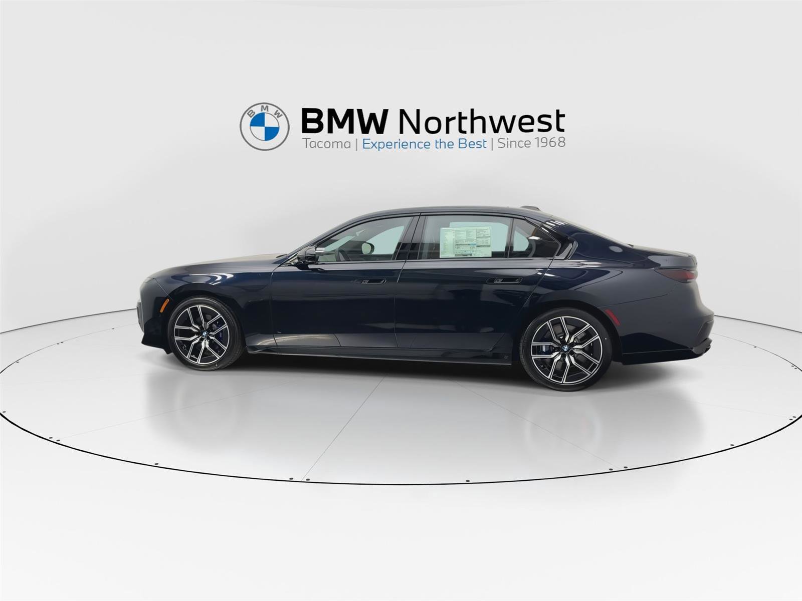 New 2026 BMW 760i xDrive w/ Executive Package image 11