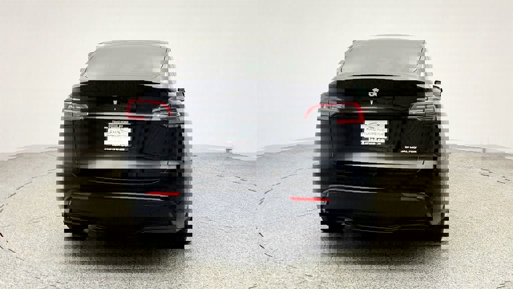 Used 2024 Tesla Model Y Long Range image 6