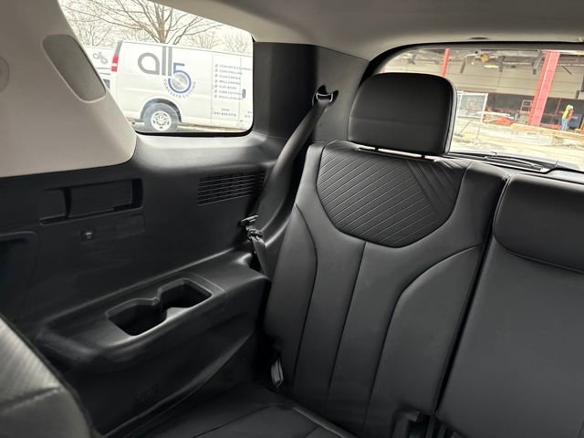 Used 2023 Hyundai Palisade SEL w/ Premium Package image 24