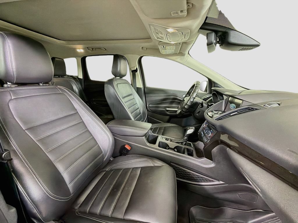 Used 2019 Ford Escape Titanium AWD/4WD image 31