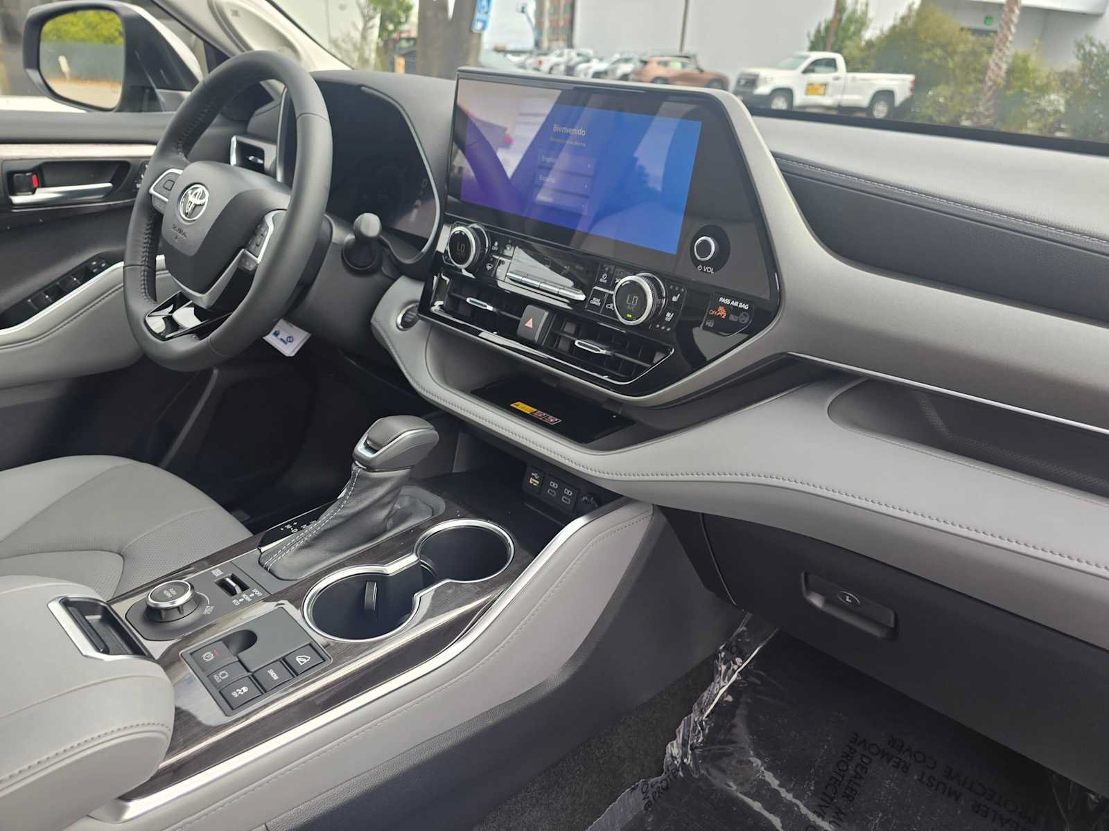 New 2026 Toyota Highlander Limited AWD/4WD image 11