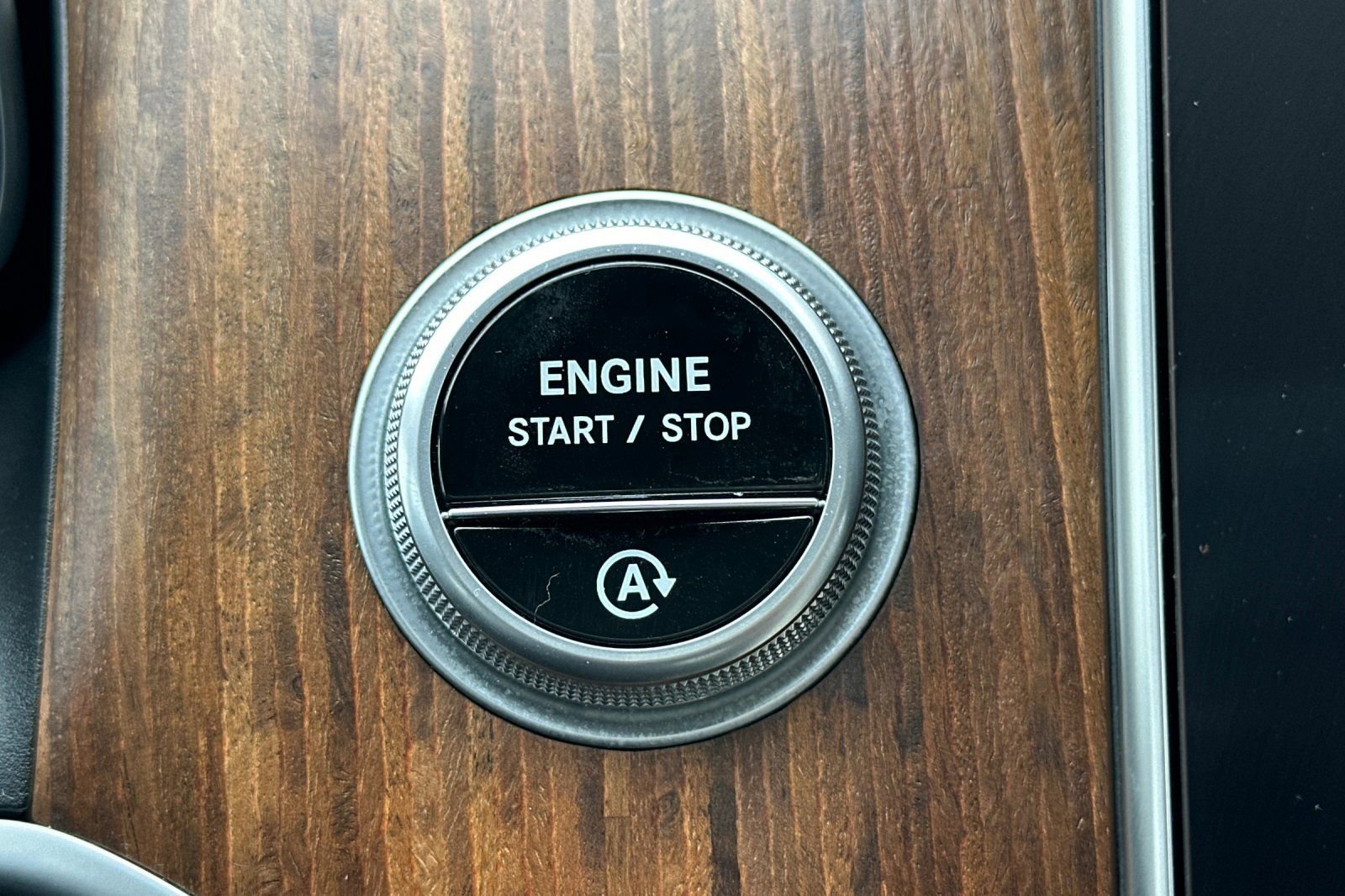 Used 2024 Mercedes-Benz GLC 300 image 22