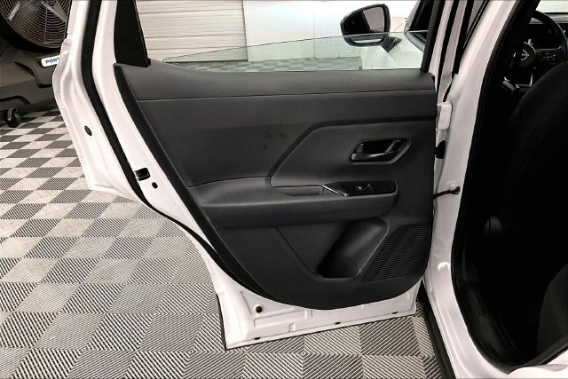 New 2027 Nissan Kicks S AWD/4WD image 32