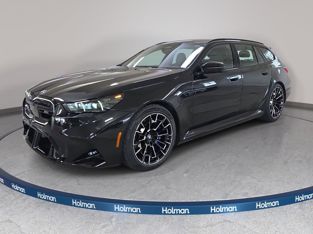 Used 2025 BMW M5 Touring AWD/4WD image 1