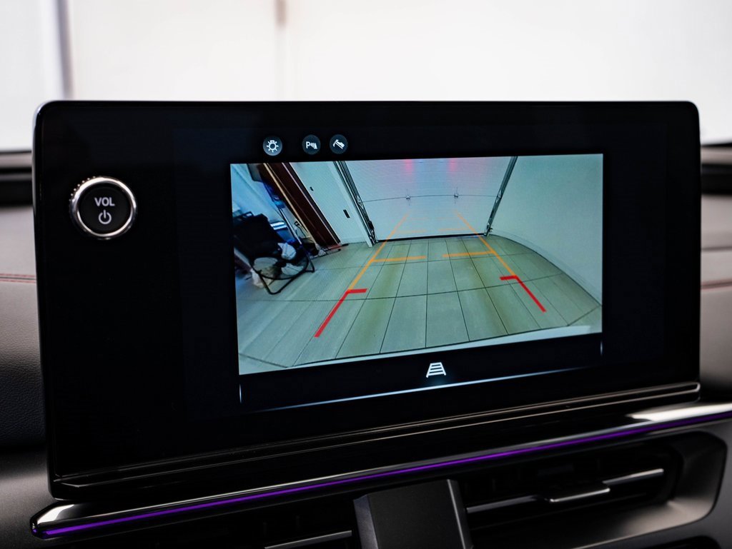 Certified 2024 Acura ZDX A-Spec image 32