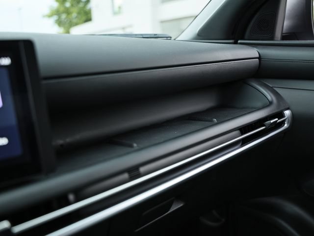 Used 2025 Hyundai Santa Cruz SEL FWD image 39