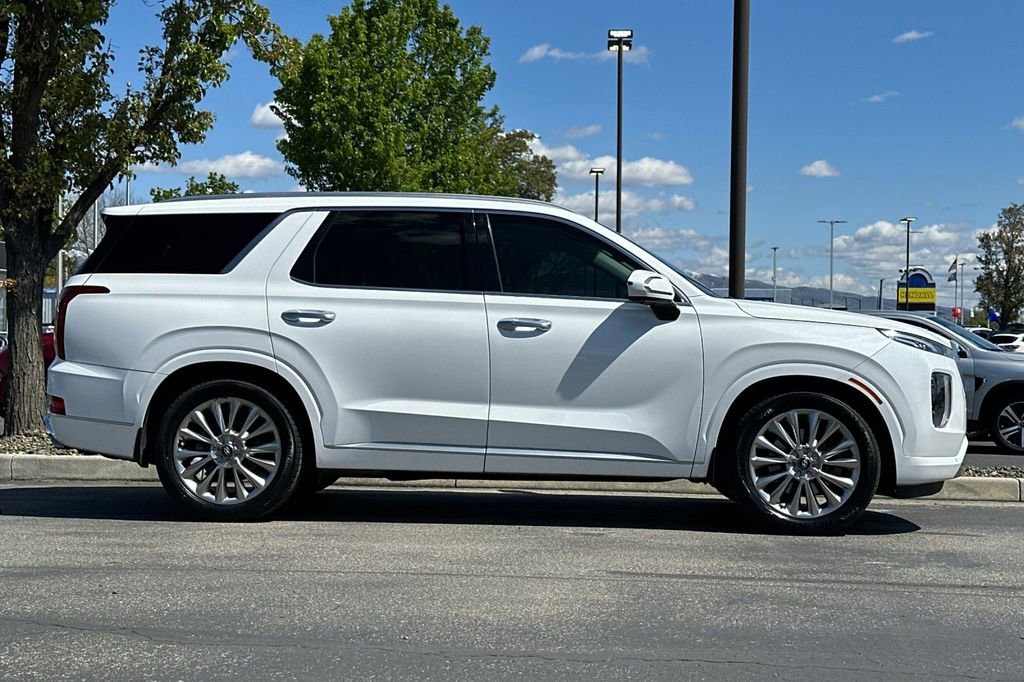 Used 2020 Hyundai Palisade Limited FWD image 3