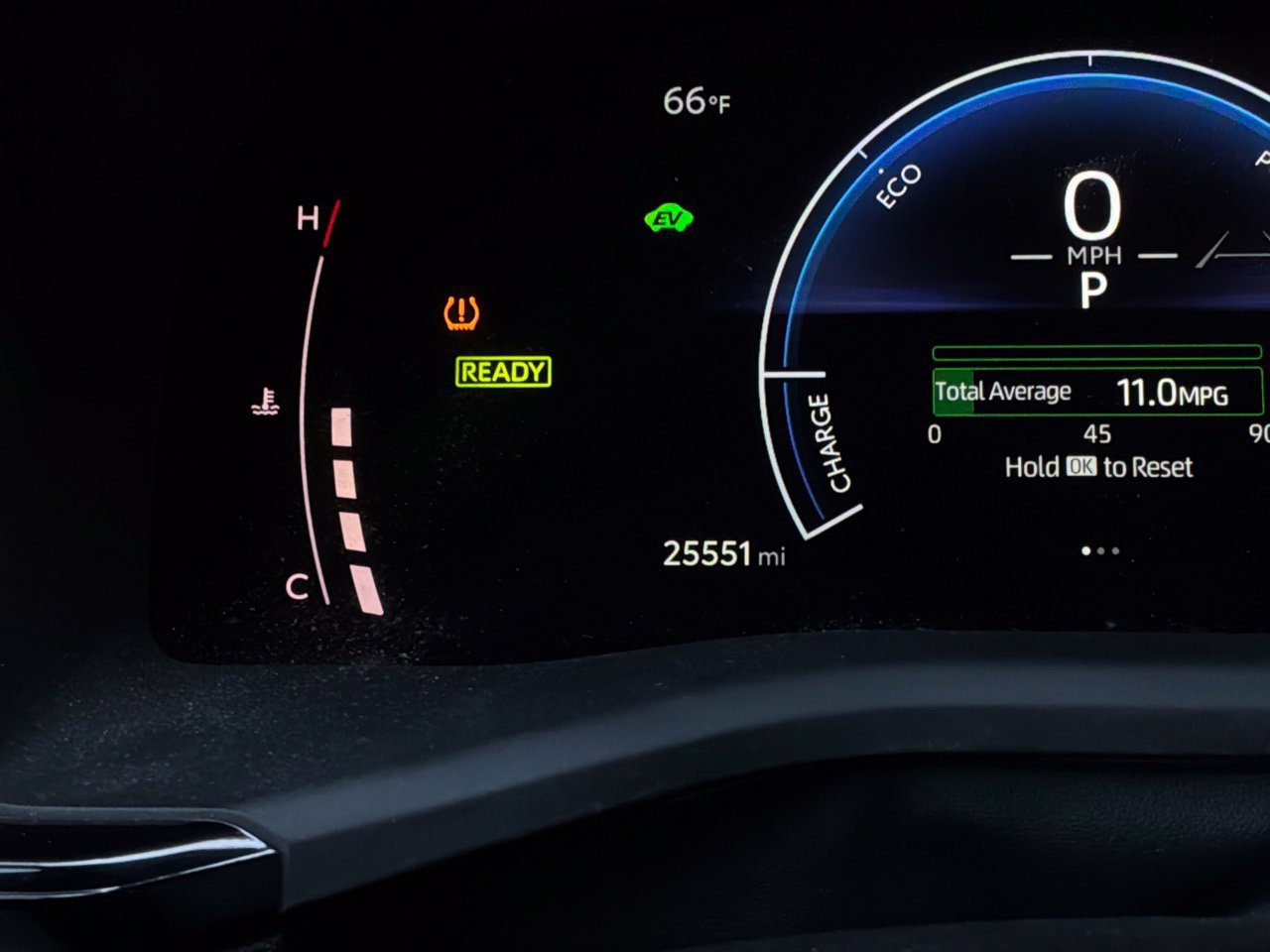 Used 2025 Toyota Camry SE w/ Convenience Package FWD image 43