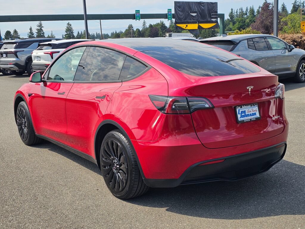 Used 2023 Tesla Model Y Long Range AWD/4WD image 7