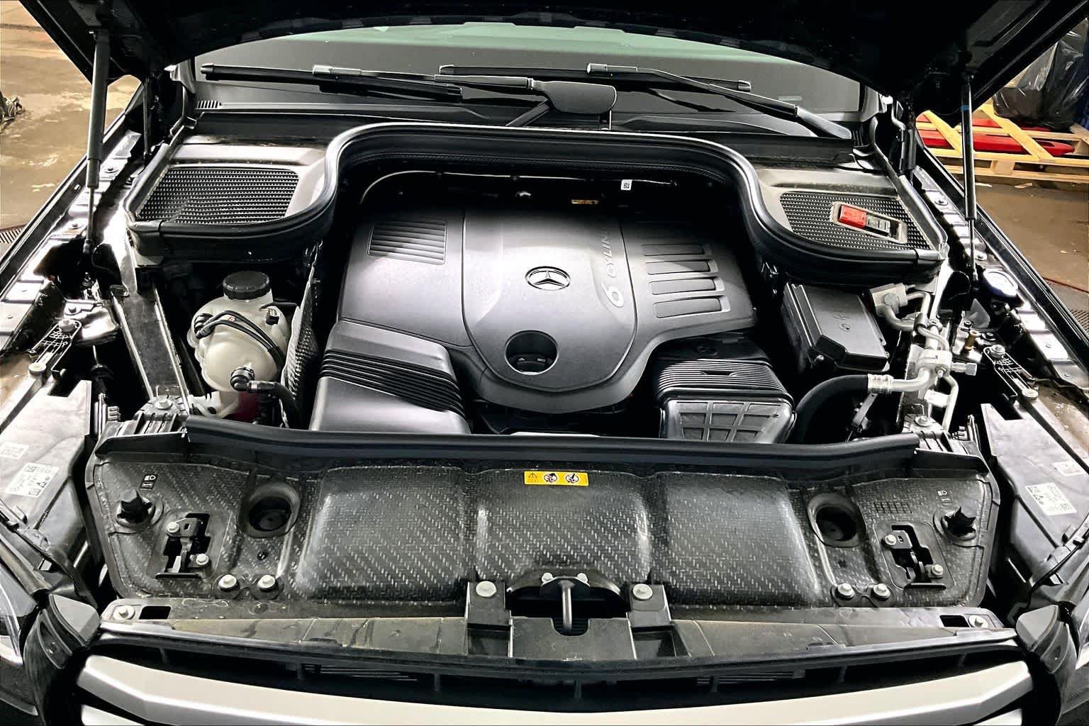 New 2026 Mercedes-Benz GLS 450 4MATIC image 15