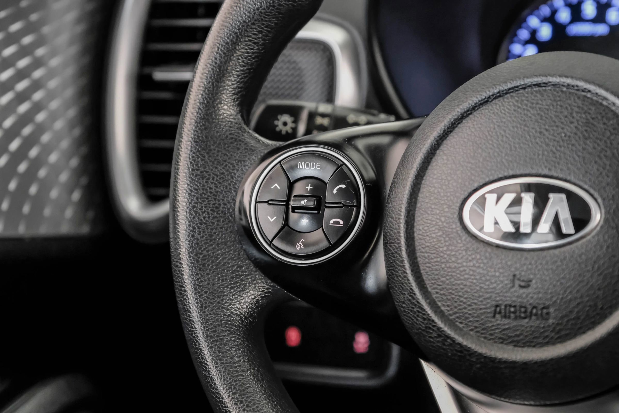 Used 2020 Kia Soul LX image 20