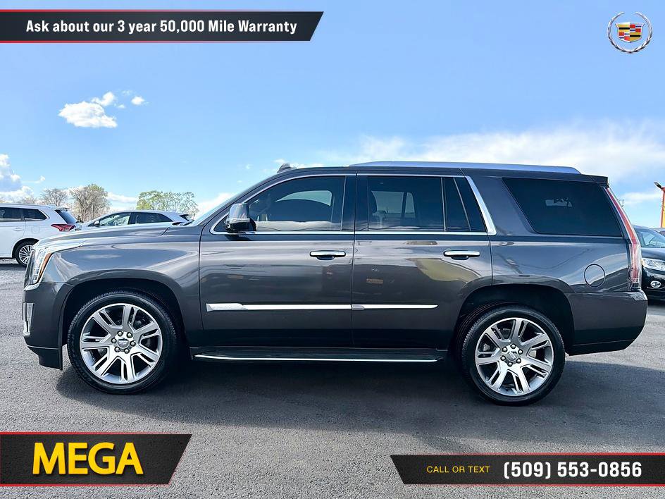 Used 2016 Cadillac Escalade Luxury AWD/4WD image 7