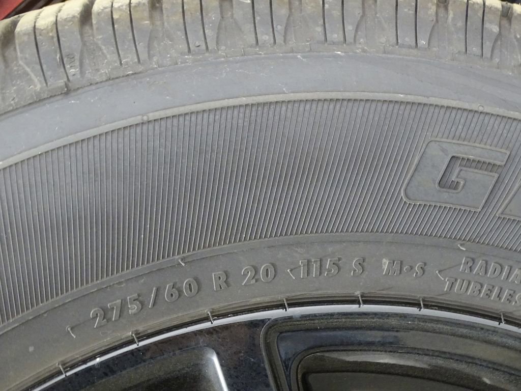 Used 2025 GMC Sierra 1500 Elevation image 41