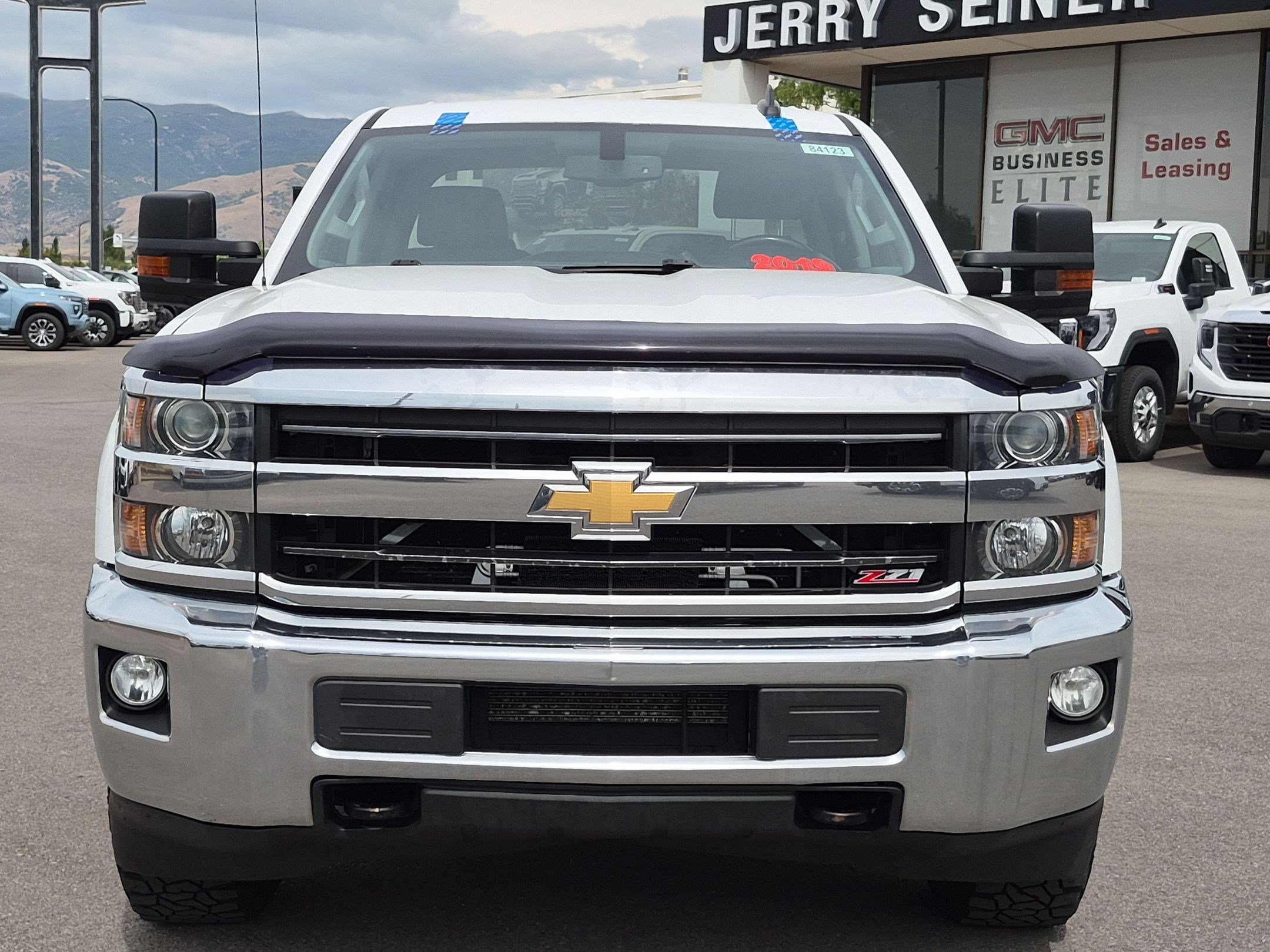 Used 2019 Chevrolet Silverado 2500 LT w/ Z71 Package, Off-Road AWD/4WD image 8