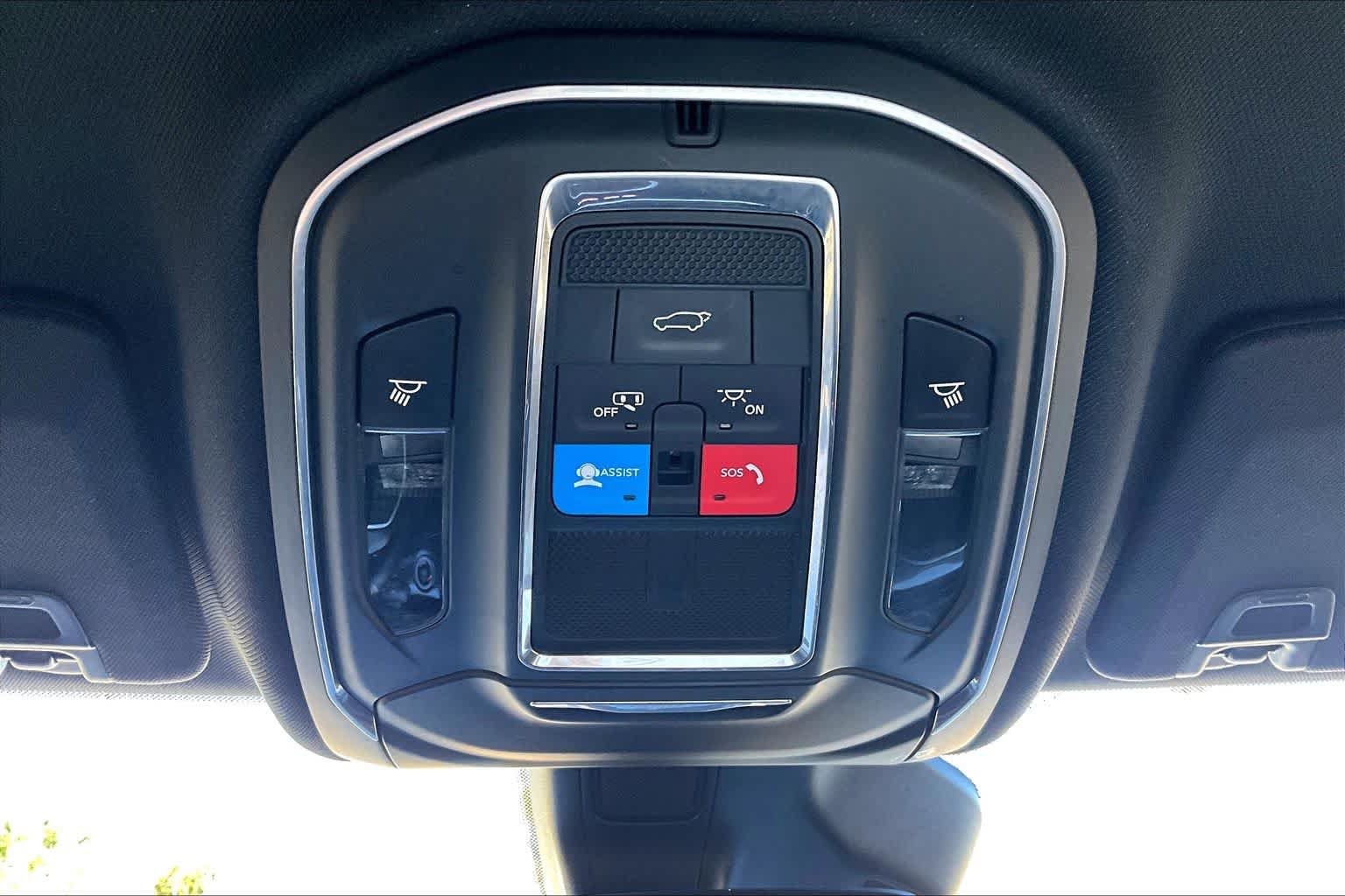 Used 2021 Jeep Grand Cherokee L Laredo AWD/4WD image 33
