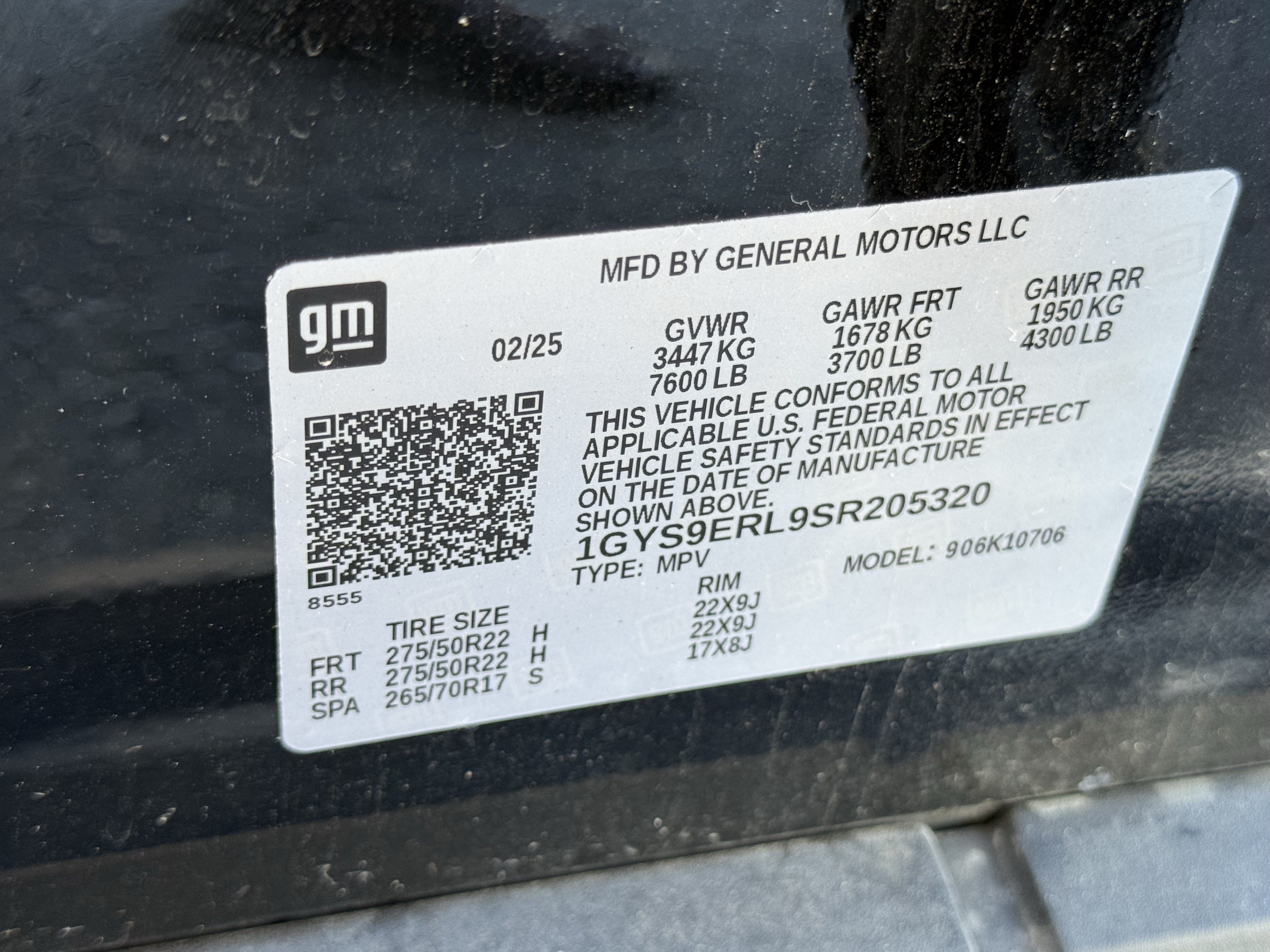 Used 2025 Cadillac Escalade Sport w/ LPO, ONYX Package AWD/4WD image 15