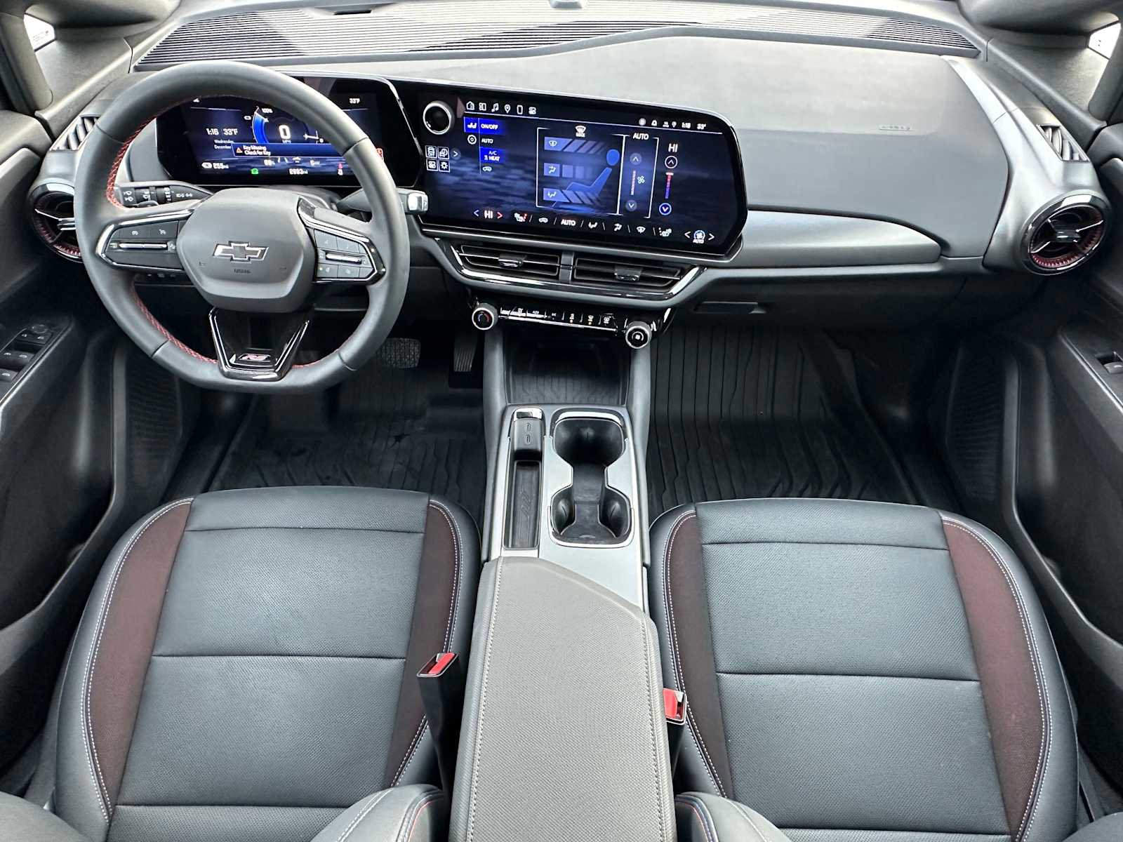 Used 2024 Chevrolet Equinox EV RS image 18