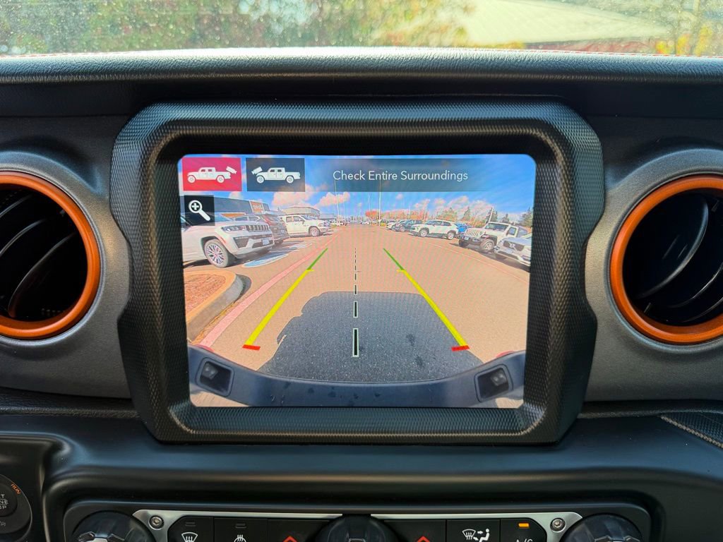 Used 2023 Jeep Gladiator Mojave w/ LED Lighting Group AWD/4WD image 22