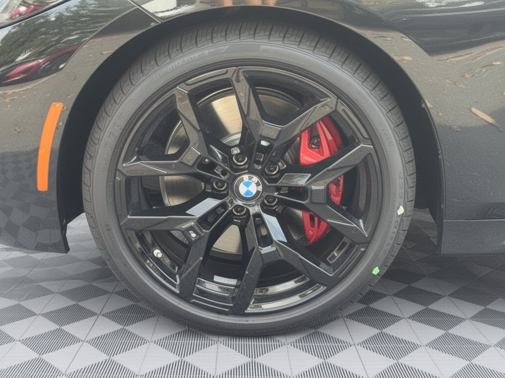New 2026 BMW 330i xDrive Sedan w/ M Sport Package AWD/4WD image 13