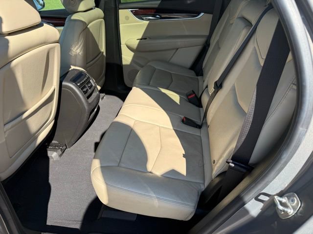 Used 2017 Cadillac XT5 Premium Luxury FWD image 28