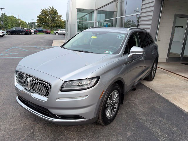 Used 2021 Lincoln Nautilus AWD w/ Equipment Group 101A image 2