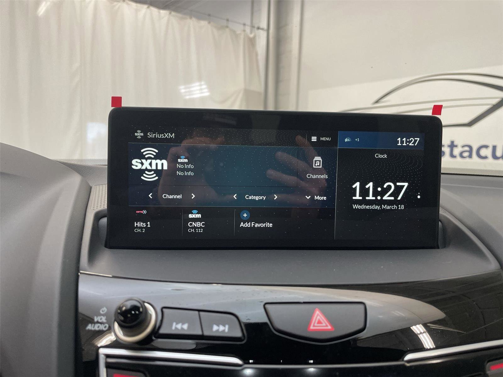 New 2026 Acura RDX SH-AWD image 17