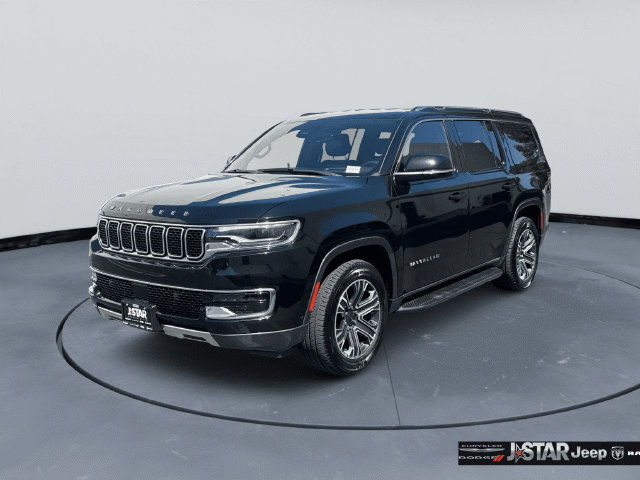 Used 2022 Jeep Wagoneer Series III AWD/4WD image 1