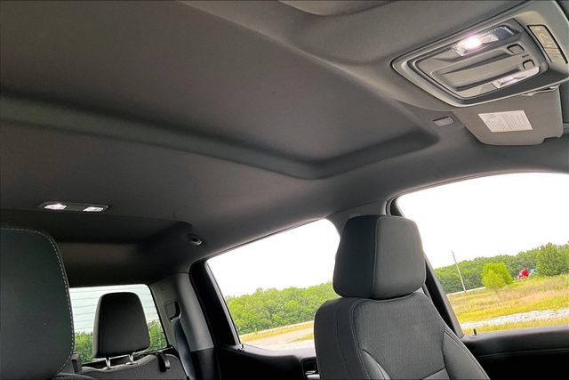 Used 2021 Chevrolet Silverado 1500 LT AWD/4WD image 28