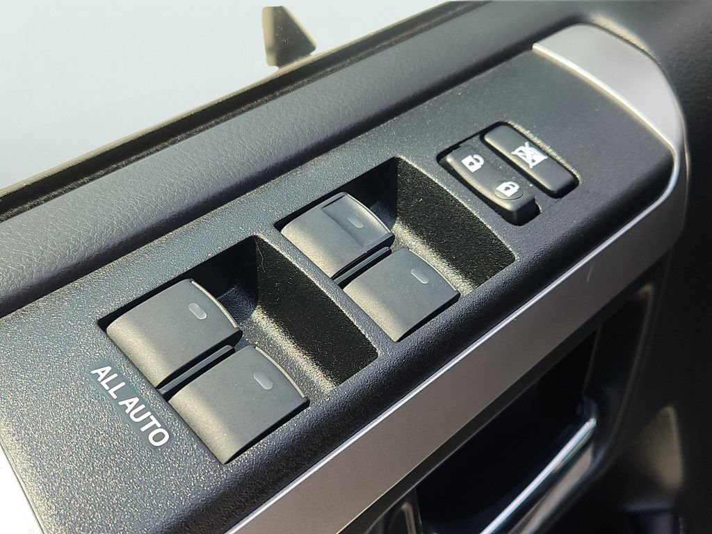 Used 2022 Toyota 4Runner TRD Sport AWD/4WD image 26