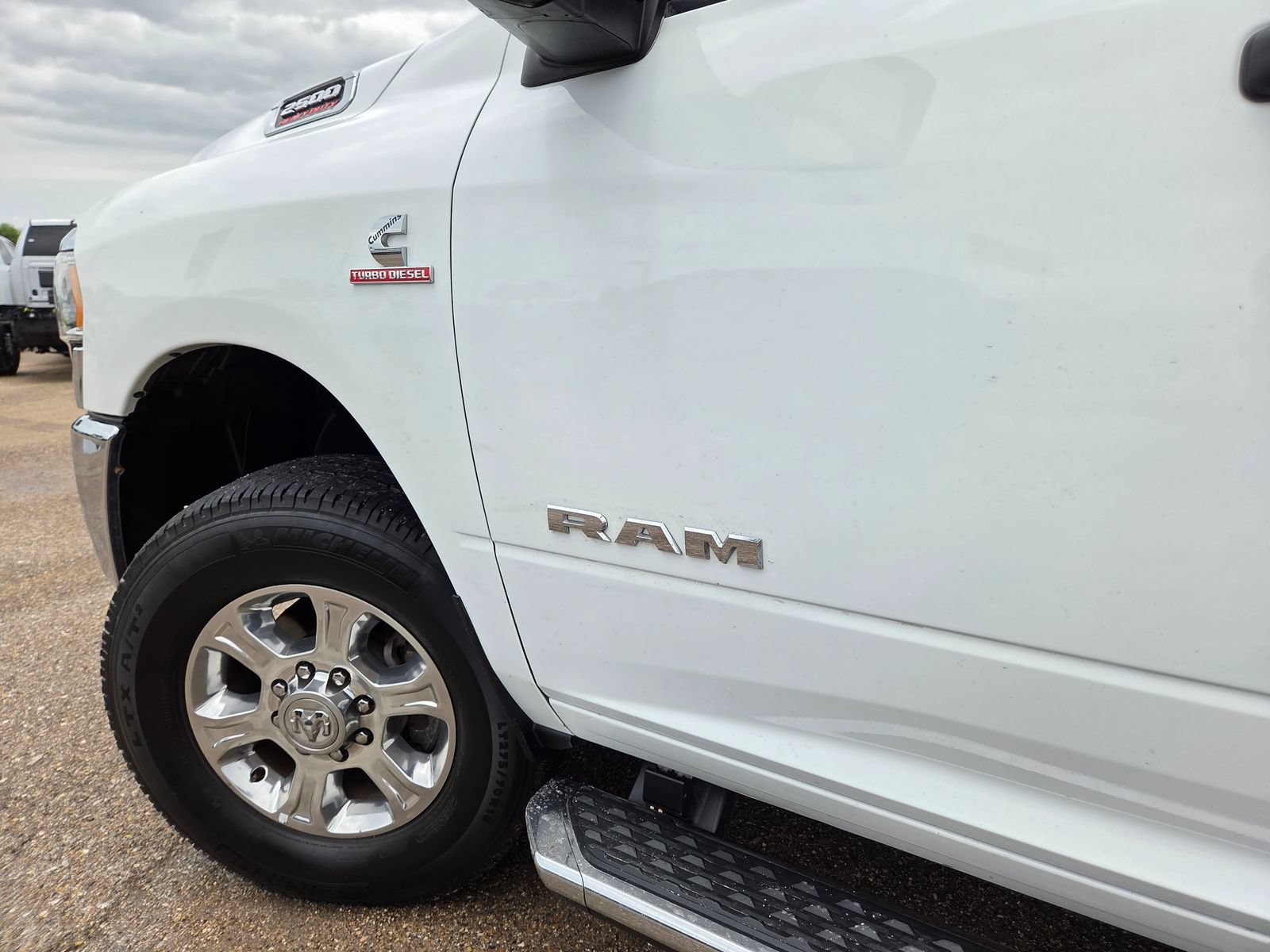 Used 2023 RAM 2500 Big Horn w/ Level 1 Equipment Group AWD/4WD image 15