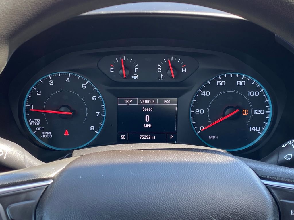 Used 2018 Chevrolet Equinox LT FWD image 22