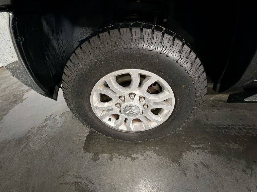 Used 2017 RAM 2500 Laramie AWD/4WD image 30