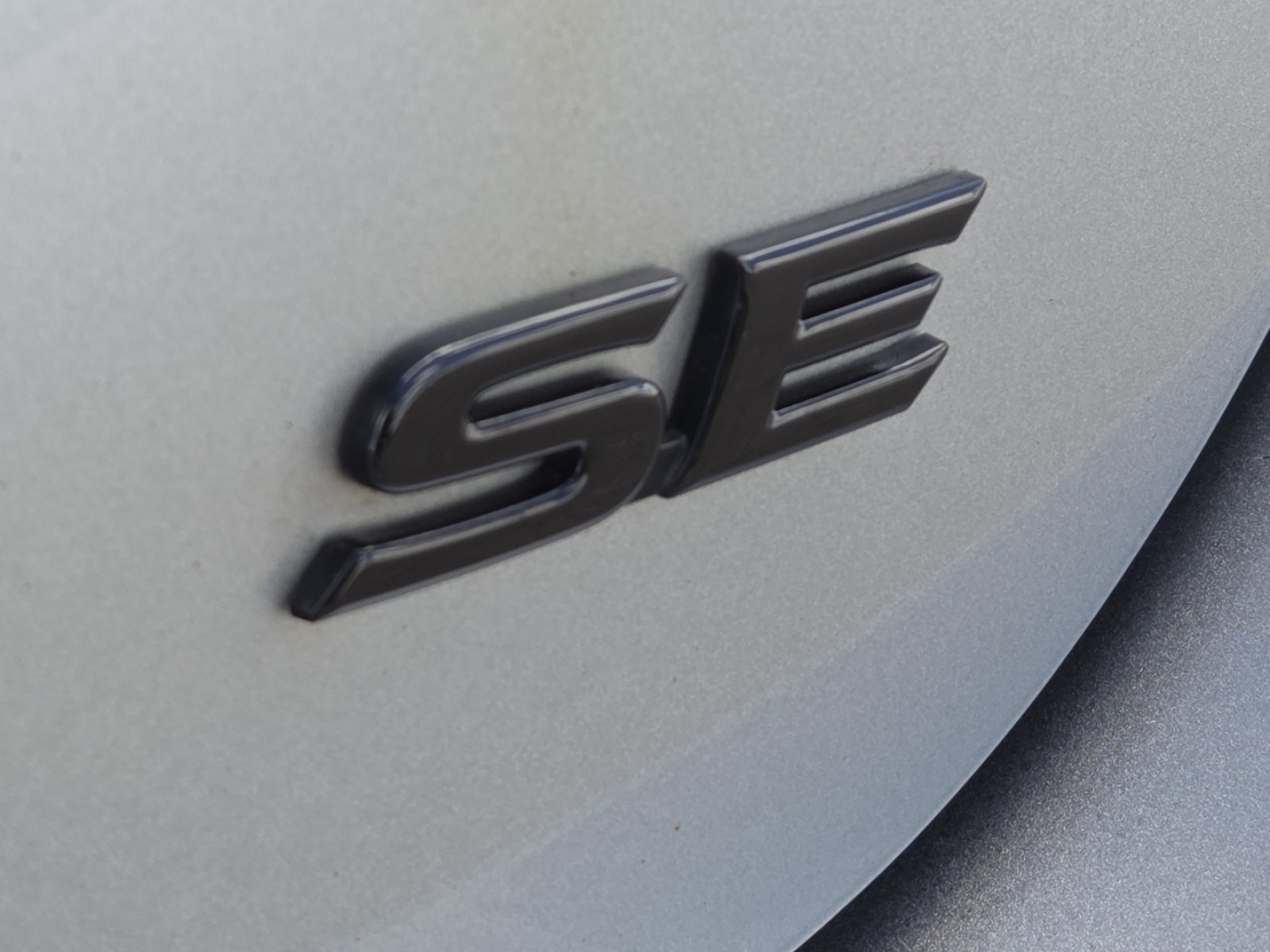 Used 2021 Toyota Camry SE FWD image 10