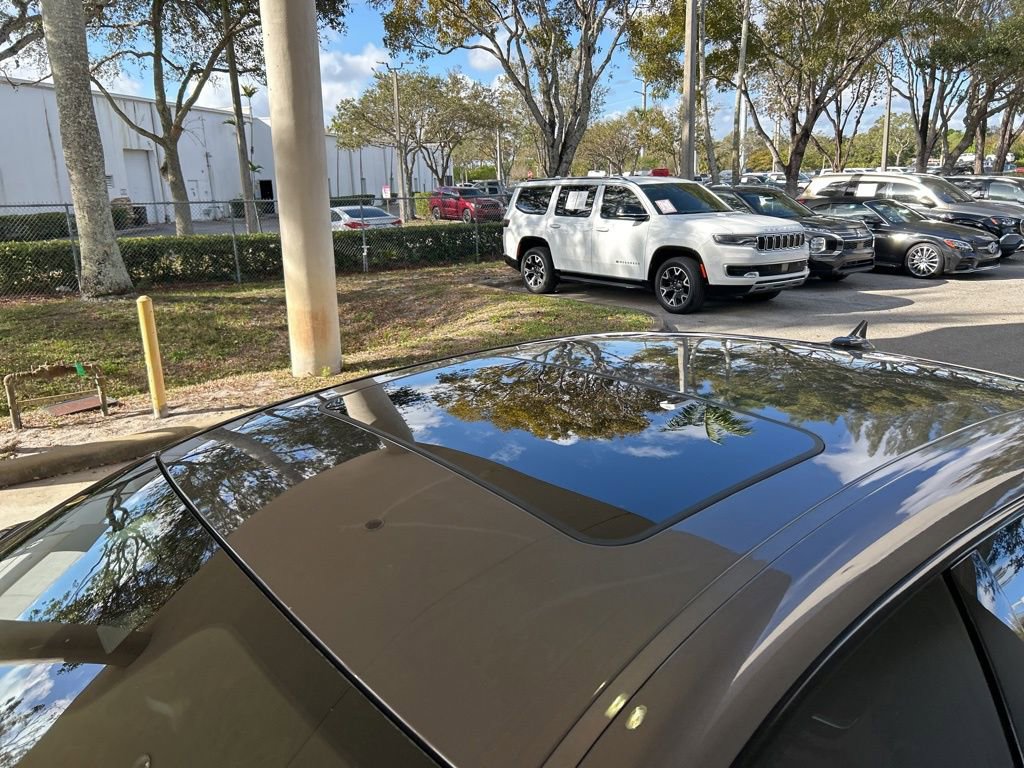 Used 2019 Maserati Ghibli S GranSport image 19