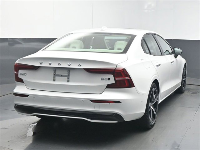 Used 2024 Volvo S60 B5 Plus w/ Climate Package image 7