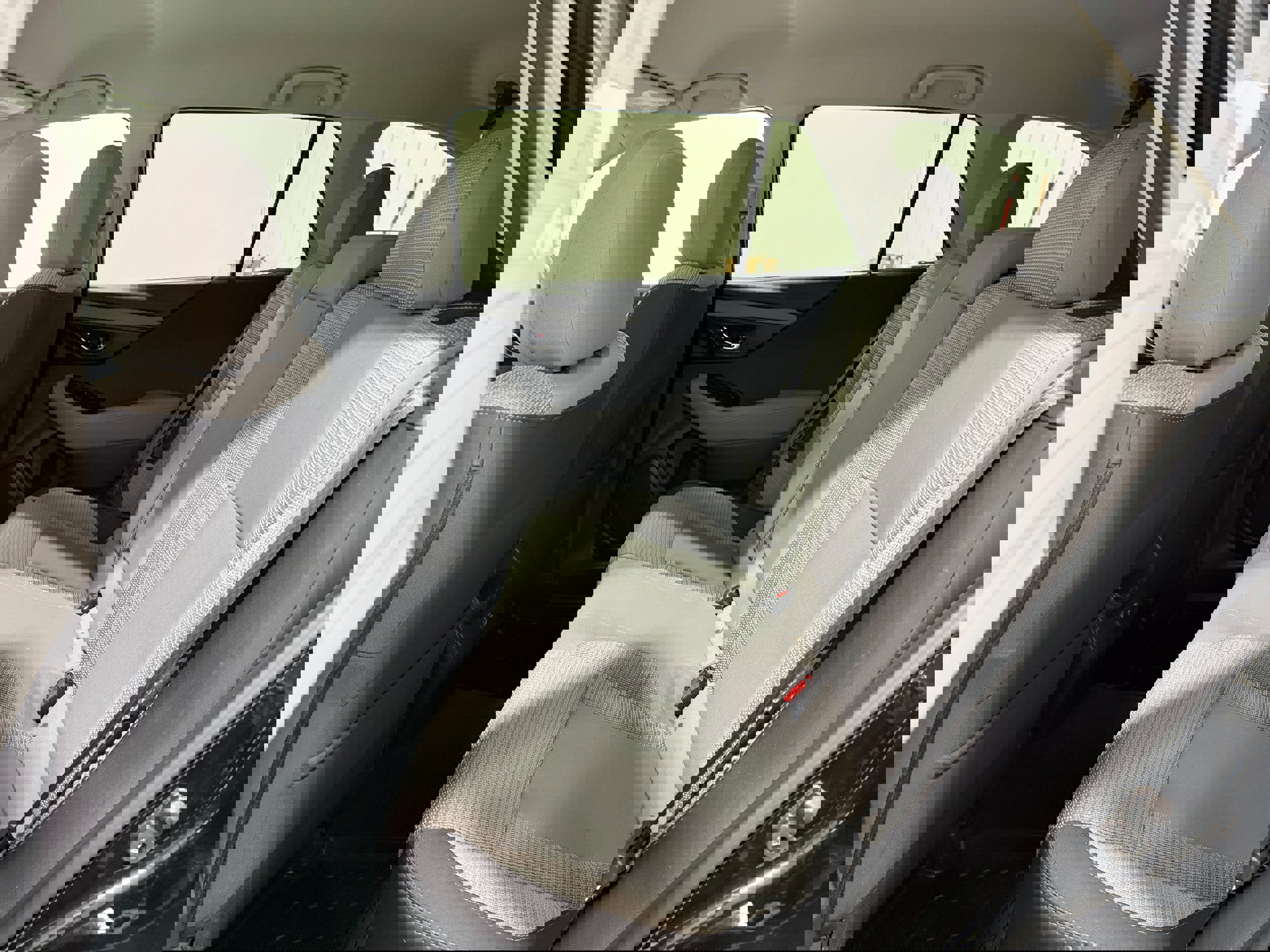 Used 2020 Subaru Outback Premium image 25