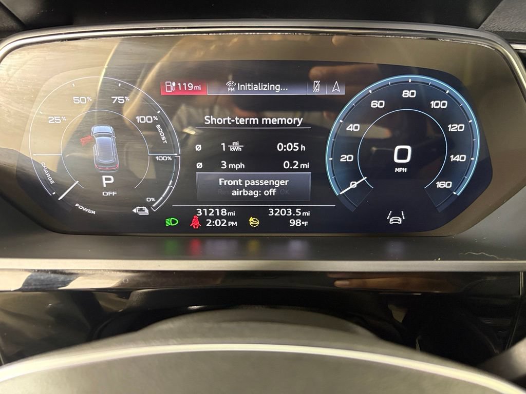 Used 2022 Audi e-tron Premium AWD/4WD image 26