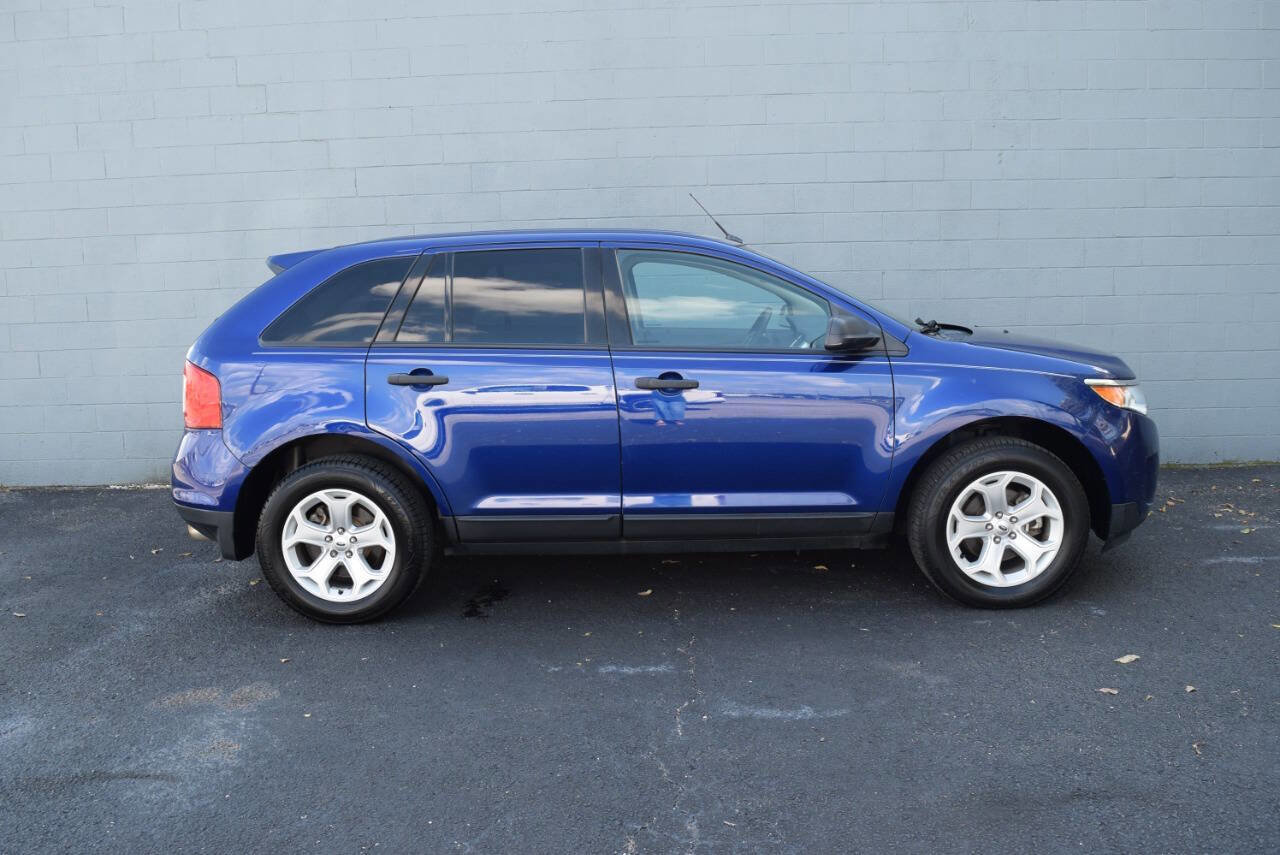 Used 2013 Ford Edge SE image 12