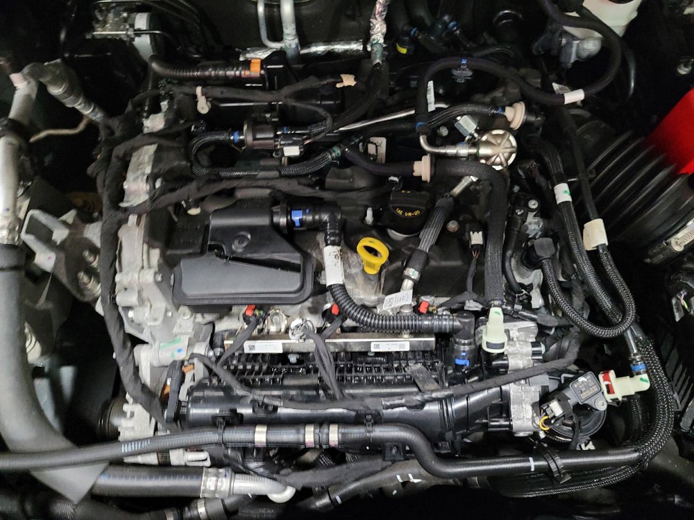 Used 2022 Ford Escape SE w/ Cold Weather Package image 30