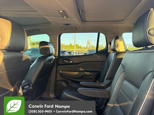 Used 2018 GMC Acadia Denali w/ Technology Package AWD/4WD image 8
