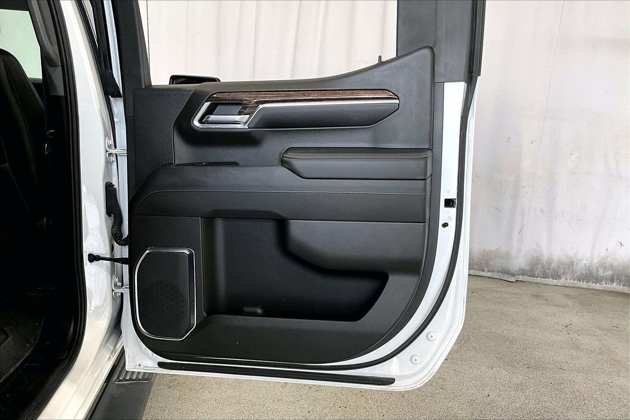 Used 2024 GMC Sierra 1500 Elevation w/ Elevation Premium Package image 23