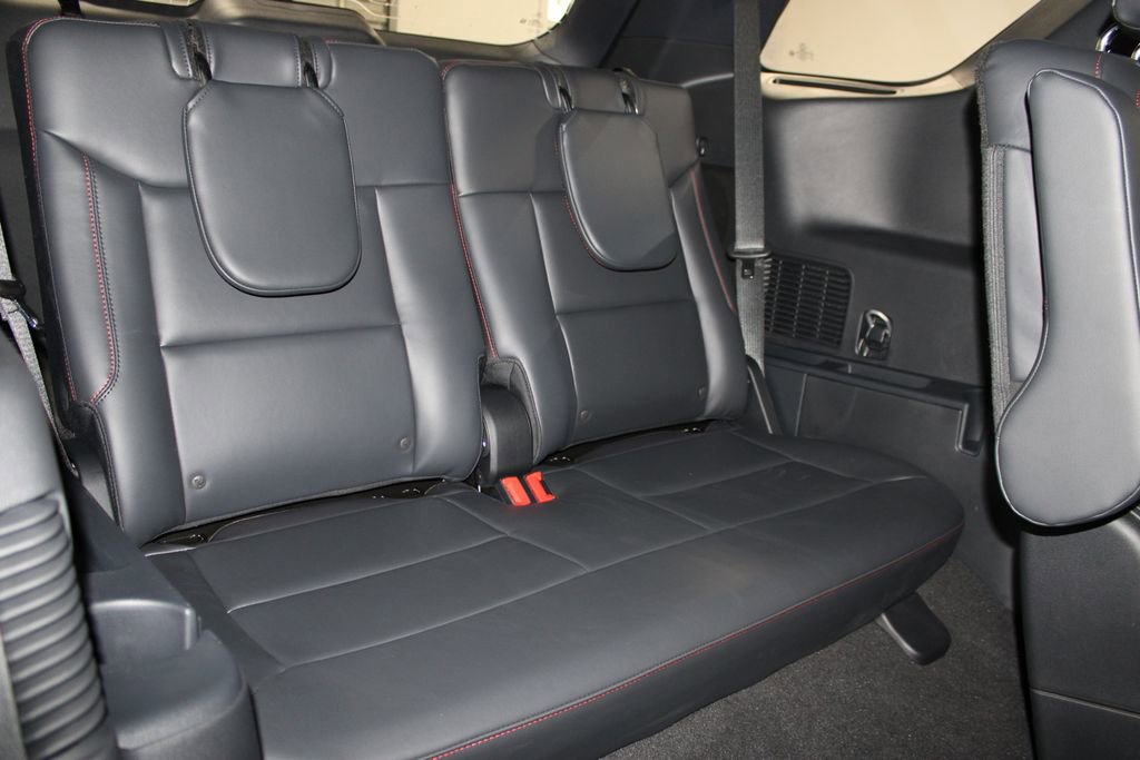 New 2026 Ford Explorer ST-Line w/ ST-Line Street Pack RWD image 31