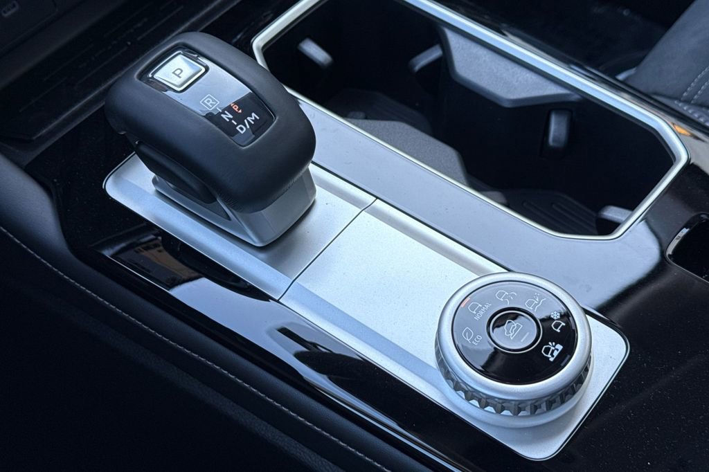 New 2026 Mitsubishi Outlander AWD image 22