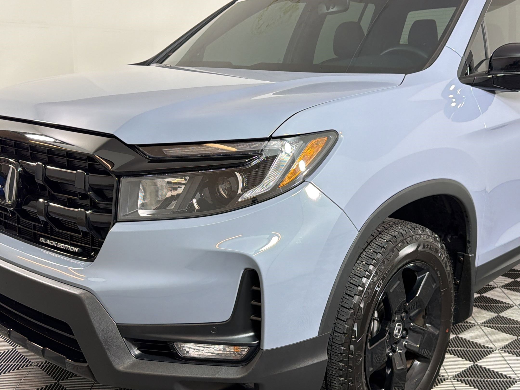 Used 2026 Honda Ridgeline Black Edition image 9