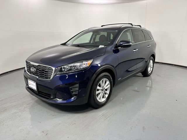 Used 2020 Kia Sorento LX w/ LX I4 Convenience Package image 2